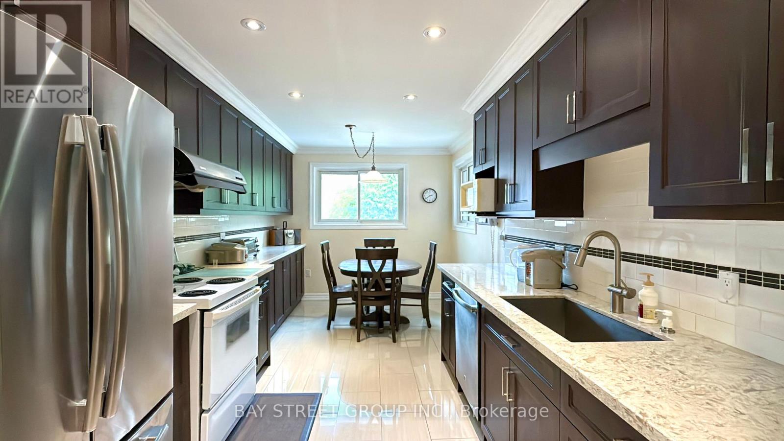 43 Appian Drive, Toronto, Ontario  M2J 2P8 - Photo 7 - C12980710