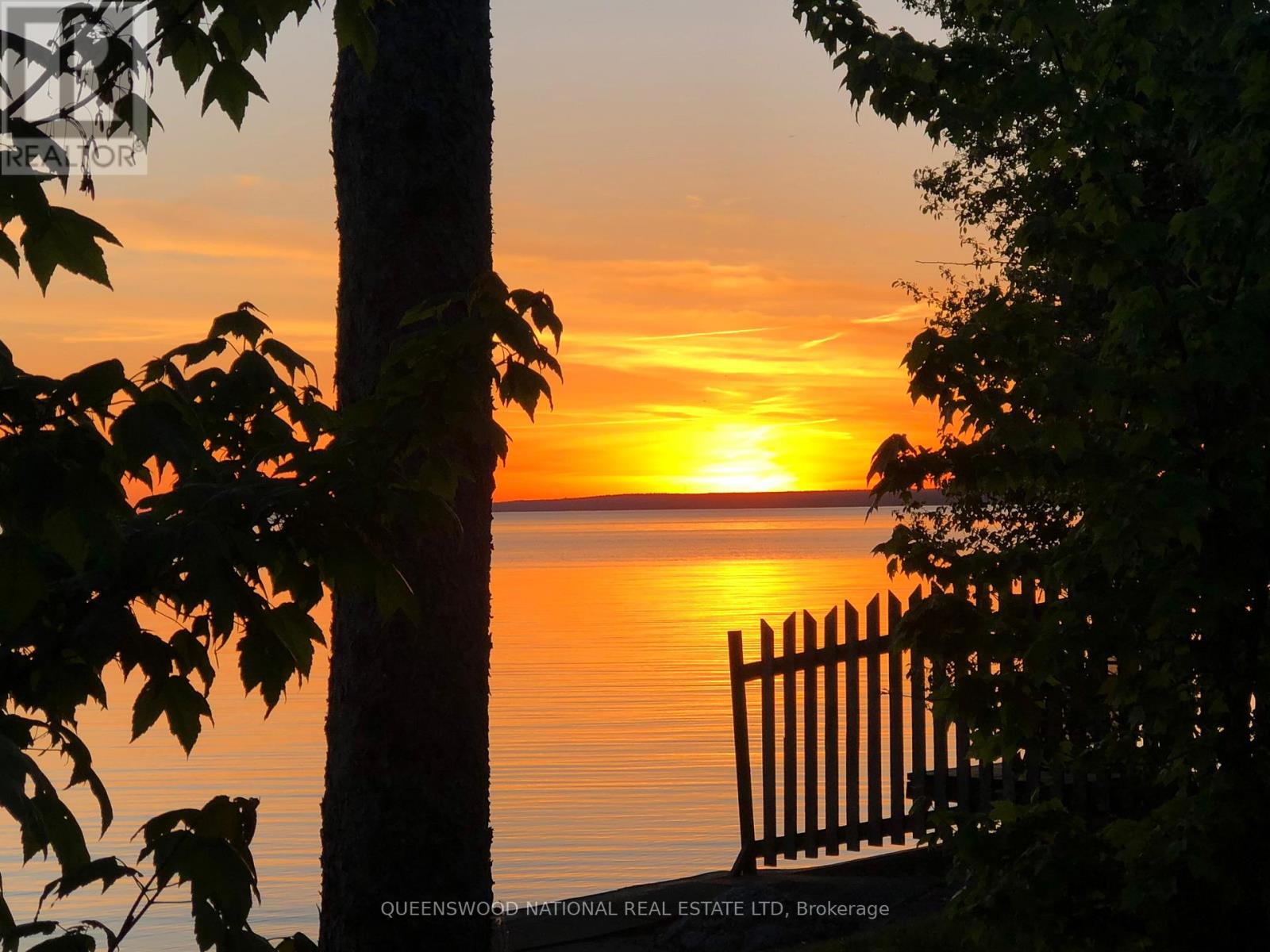 369 Wigston Drive, North Bay, Ontario  P1A 1X2 - Photo 3 - X12524996