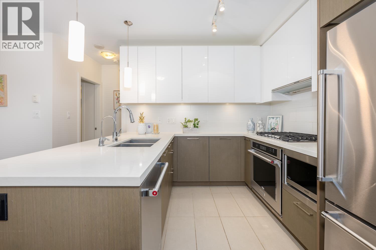 1005 3080 Lincoln Avenue, Coquitlam, British Columbia  V3B 0L9 - Photo 10 - R3111718