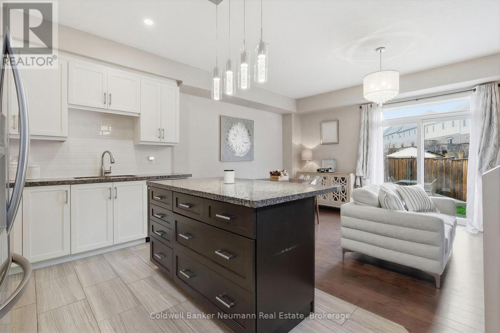 86 Pettitt Drive, Guelph, Ontario  N1E 0M2 - Photo 11 - X13010444