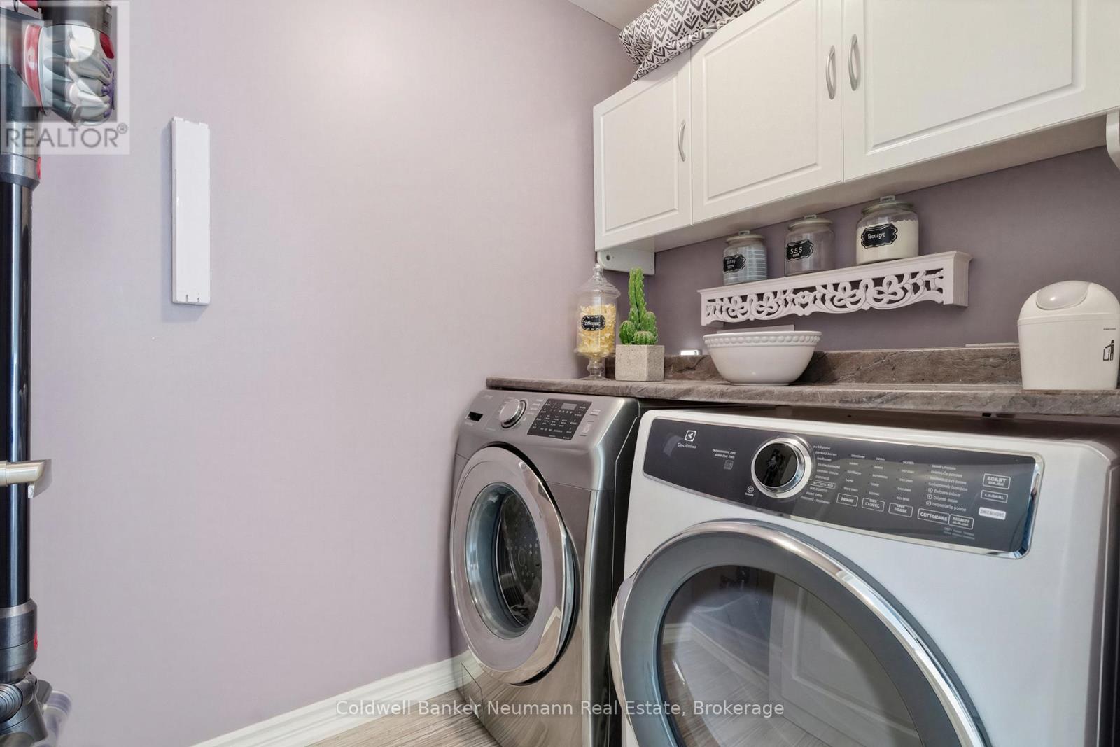 86 Pettitt Drive, Guelph, Ontario  N1E 0M2 - Photo 23 - X13010444