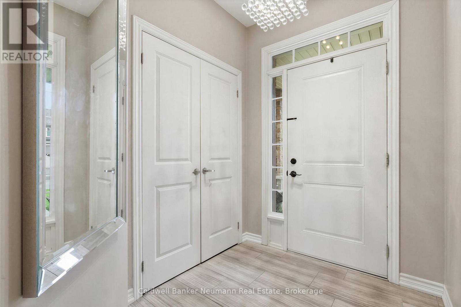 86 Pettitt Drive, Guelph, Ontario  N1E 0M2 - Photo 3 - X13010444