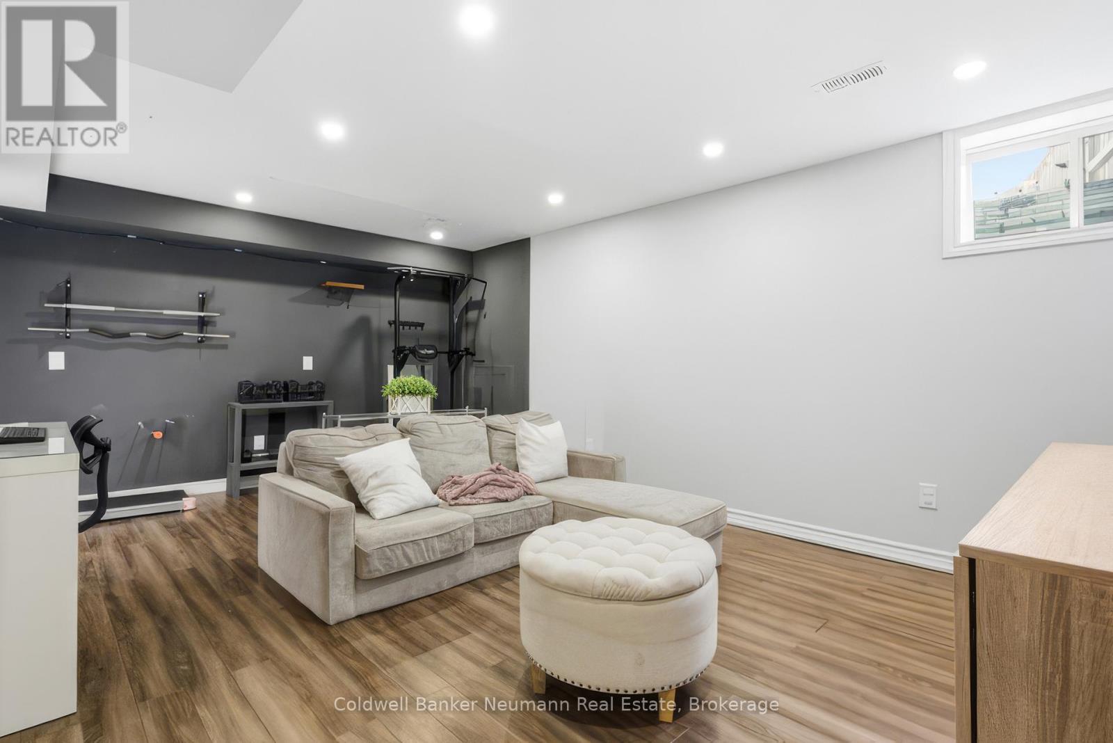 86 Pettitt Drive, Guelph, Ontario  N1E 0M2 - Photo 34 - X13010444