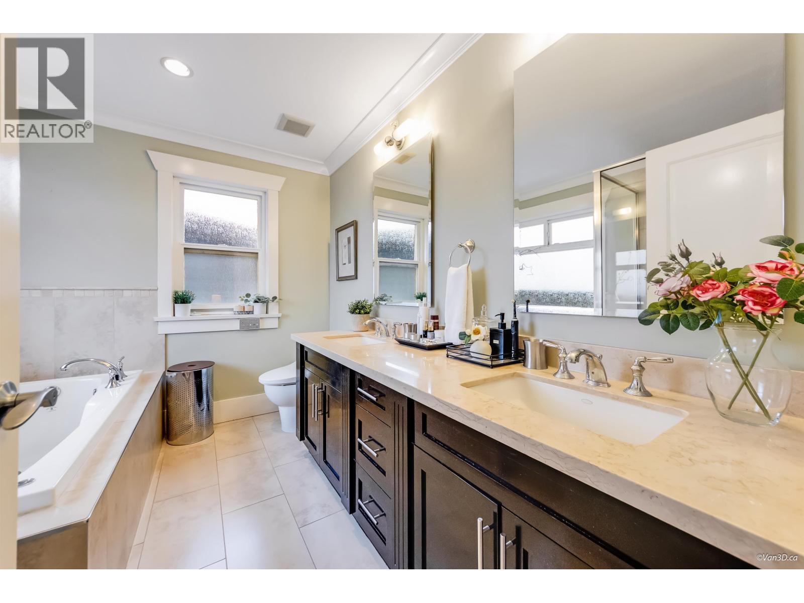 2457 E 3rd Avenue, Vancouver, British Columbia  V5M 1G8 - Photo 20 - R3112149