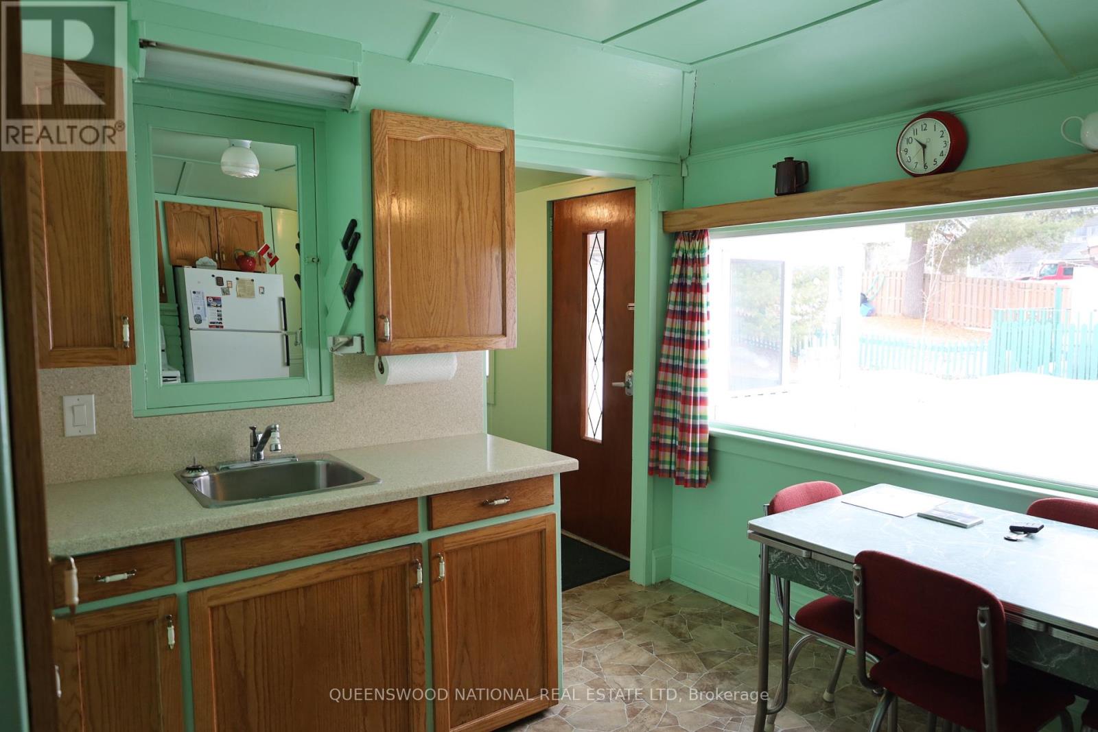 369 Wigston Drive, North Bay, Ontario  P1A 1X2 - Photo 19 - X12524996