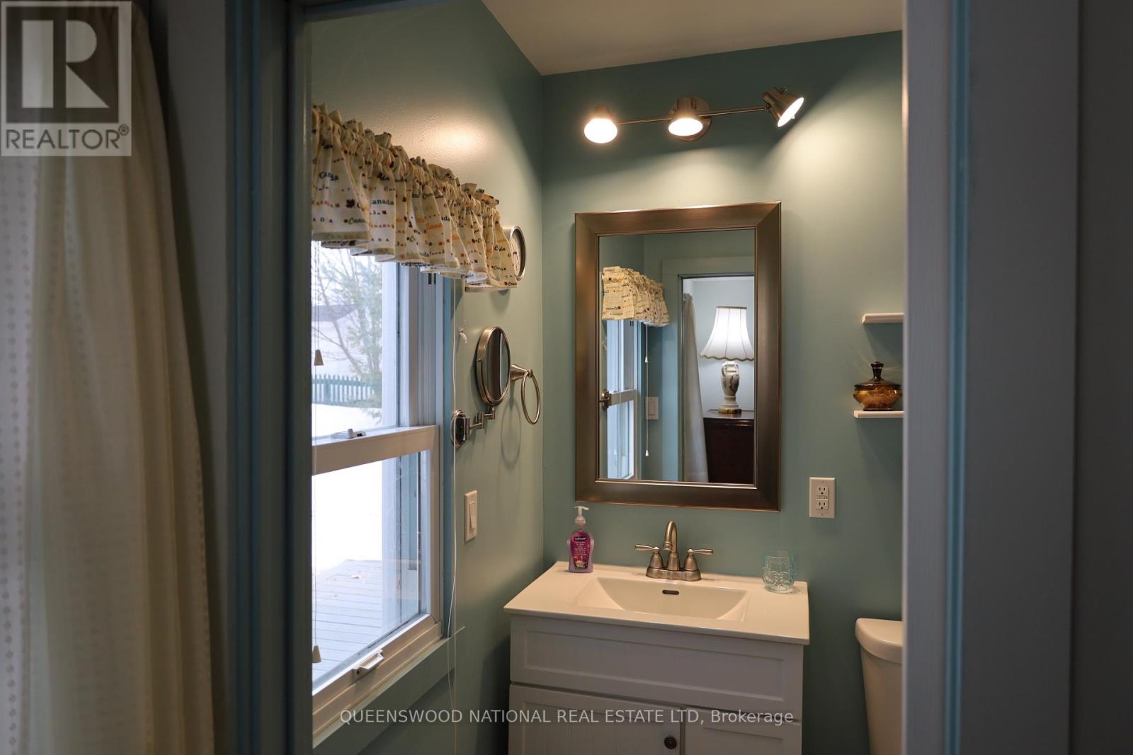 369 Wigston Drive, North Bay, Ontario  P1A 1X2 - Photo 37 - X12524996