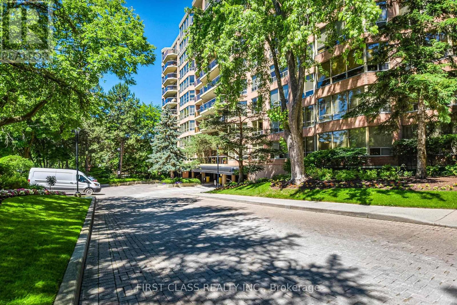 902 - 3181 Bayview Avenue, Toronto, Ontario  M2K 2Y2 - Photo 3 - C13010484