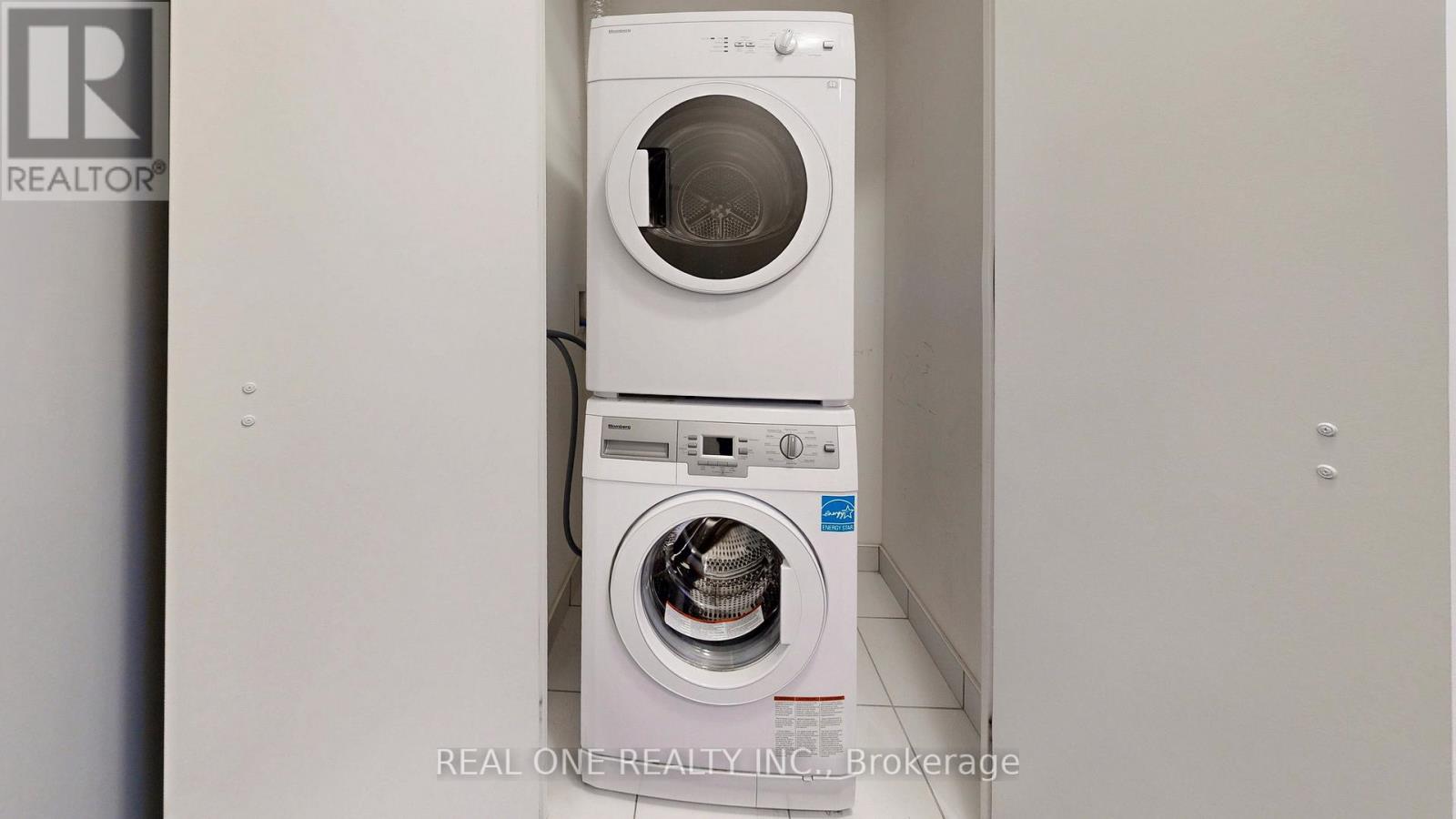 3002 - 30 Nelson Street, Toronto, Ontario  M5V 0H5 - Photo 27 - C13010490