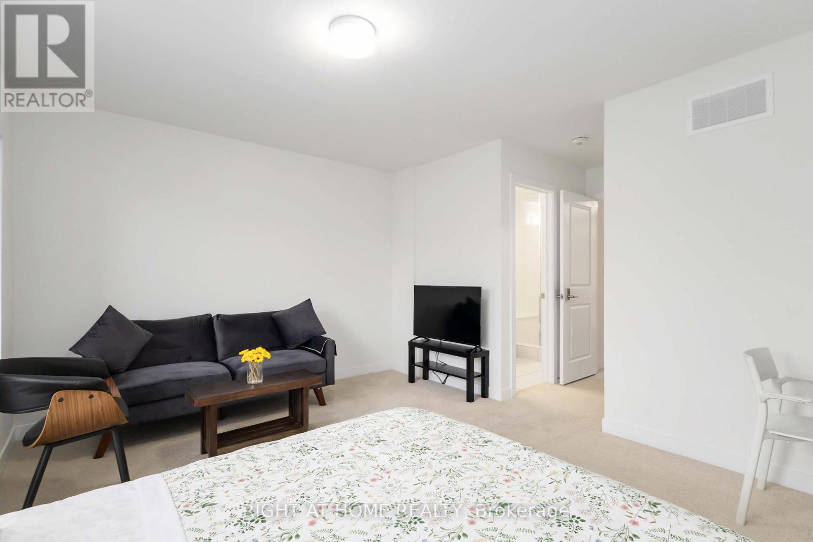 1557 Midland Avenue, Toronto (Bendale), Ontario  M1P 0G3 - Photo 18 - E13010450