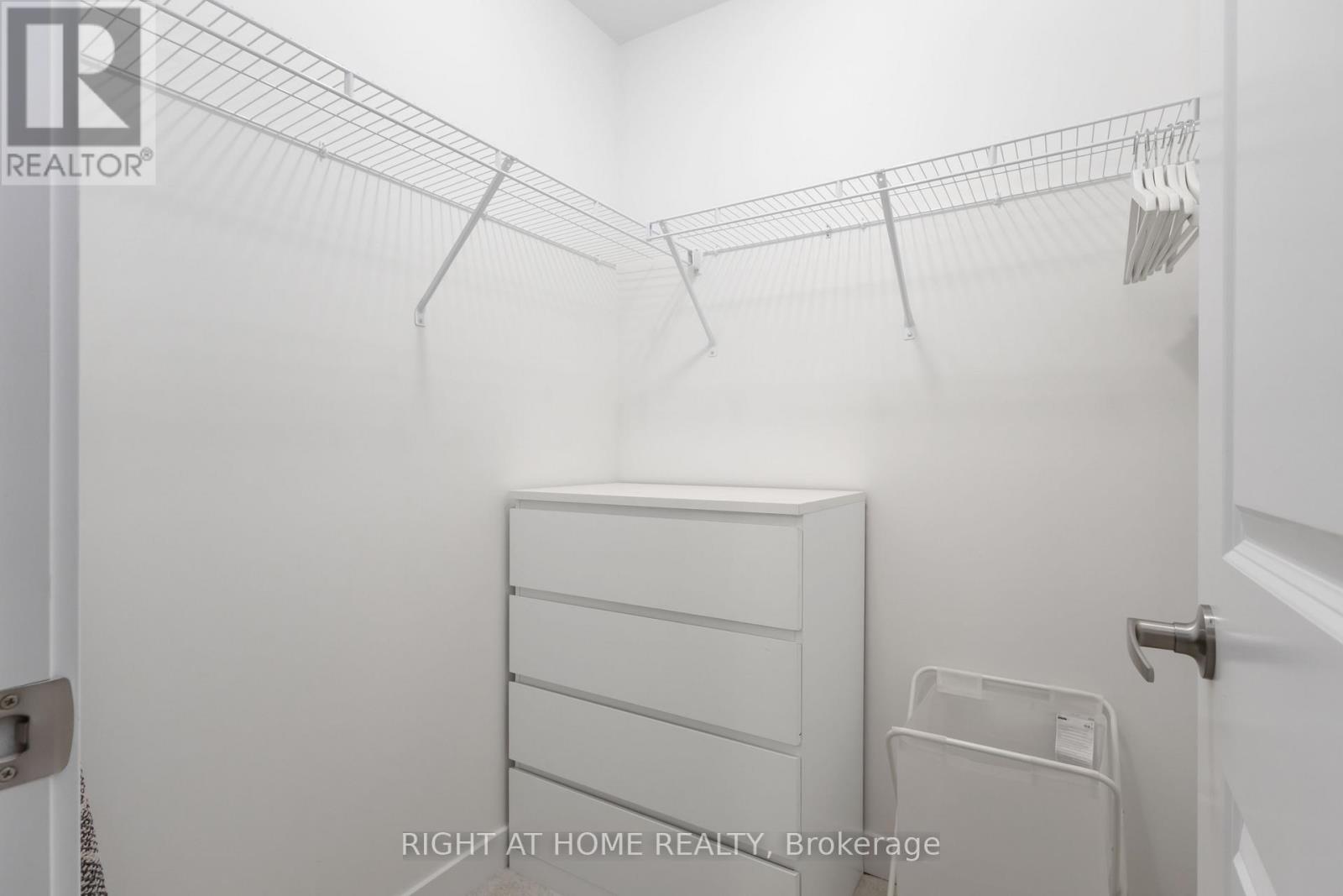 1557 Midland Avenue, Toronto (Bendale), Ontario  M1P 0G3 - Photo 21 - E13010450