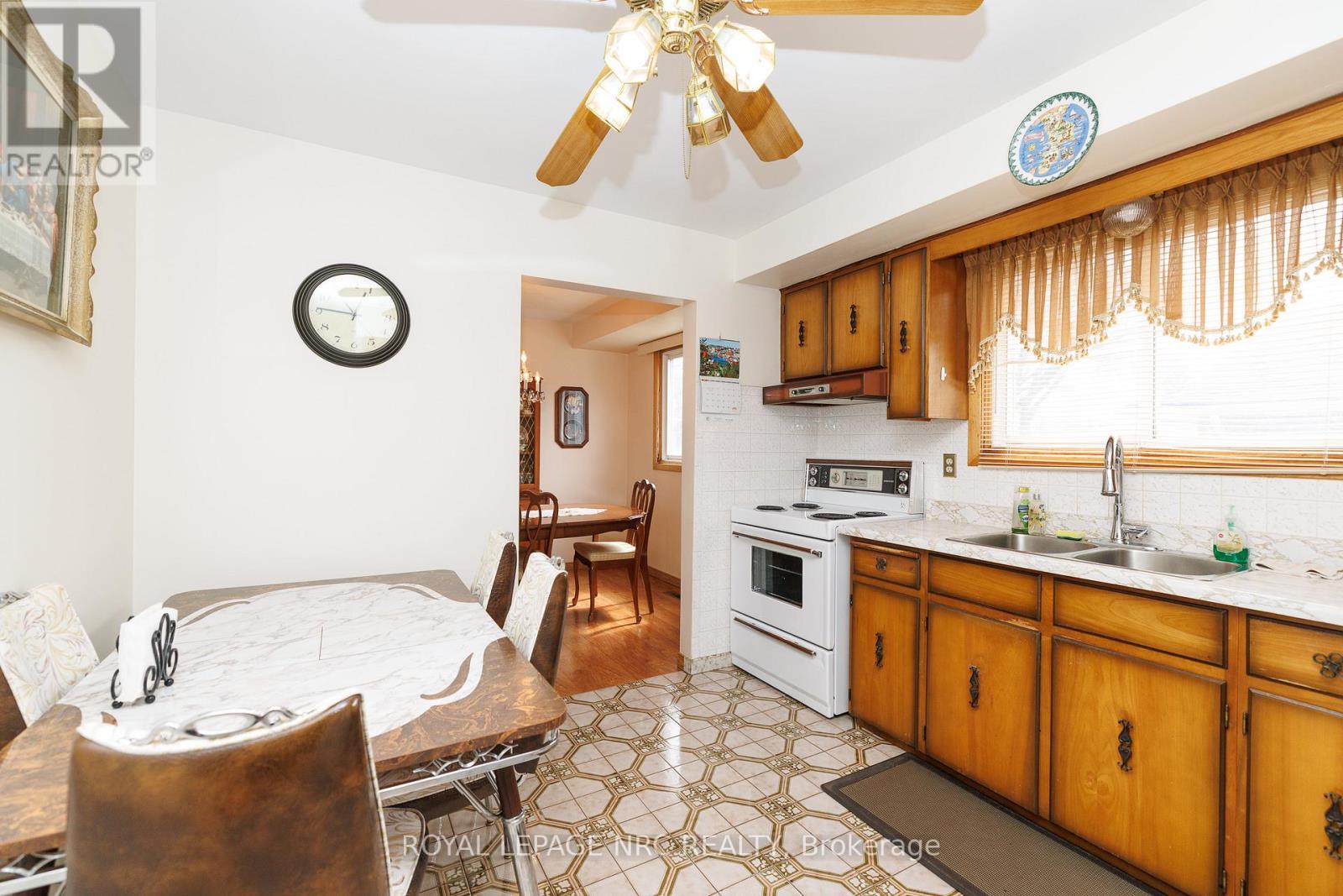 6536 Cropp Street, Niagara Falls, Ontario  L2E 5J7 - Photo 11 - X13010478