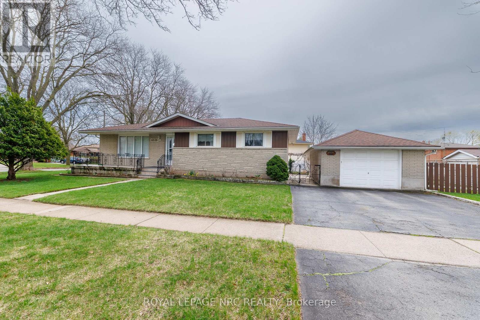 6536 Cropp Street, Niagara Falls, Ontario  L2E 5J7 - Photo 2 - X13010478