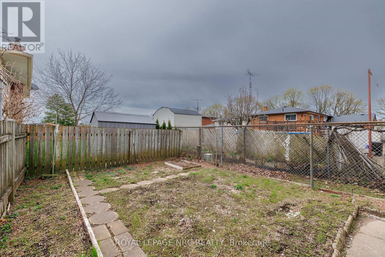 6536 Cropp Street, Niagara Falls, Ontario  L2E 5J7 - Photo 33 - X13010478