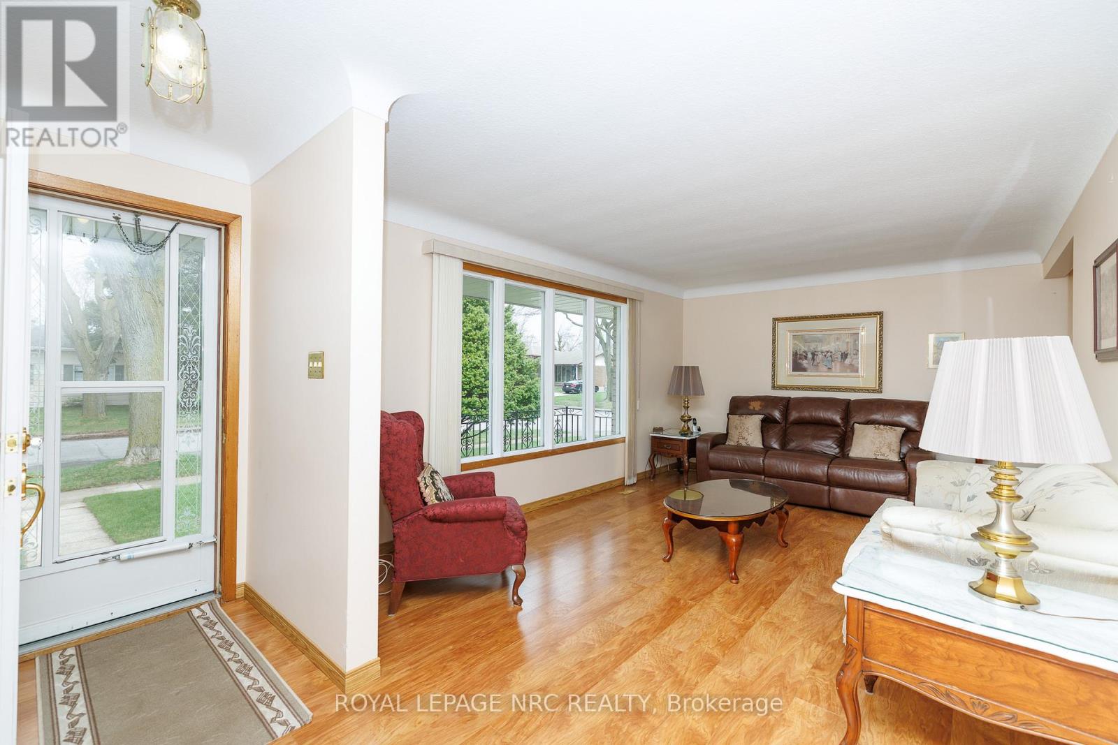 6536 Cropp Street, Niagara Falls, Ontario  L2E 5J7 - Photo 5 - X13010478