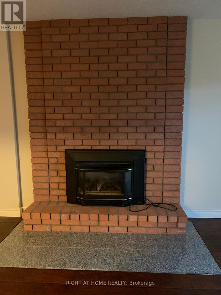 505 London Road, Newmarket, Ontario  L3Y 6E4 - Photo 12 - N13010436