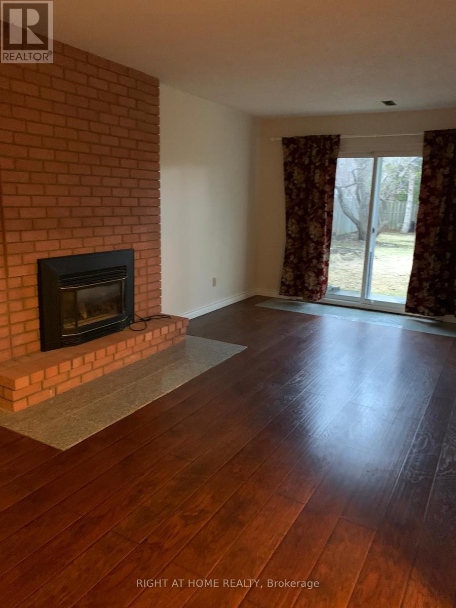 505 London Road, Newmarket, Ontario  L3Y 6E4 - Photo 13 - N13010436