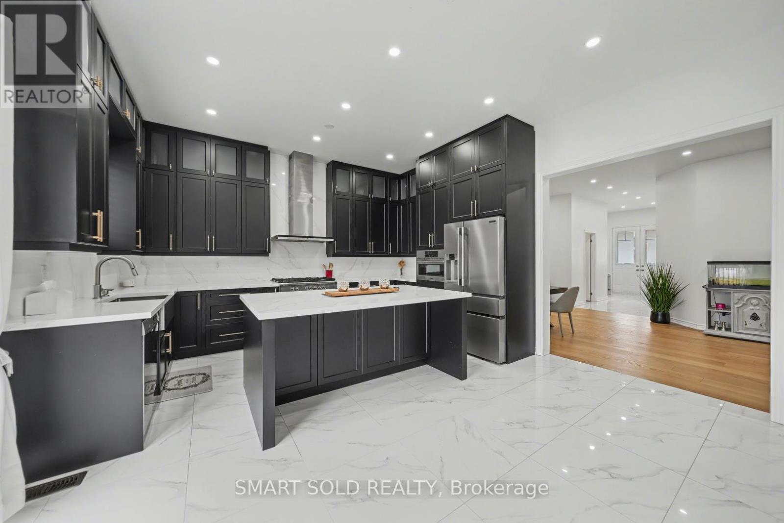 1239 Peelar Crescent, Innisfil, Ontario  L0L 1W0 - Photo 9 - N13010452