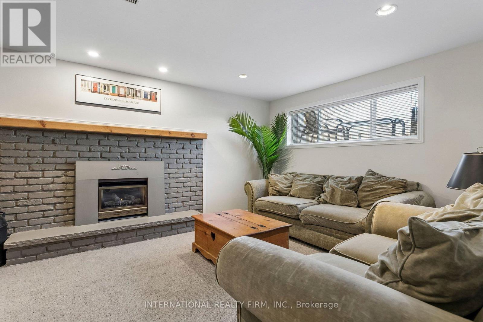 1326 Roxborough Crescent, Burlington, Ontario  L7M 1W9 - Photo 20 - W13010454