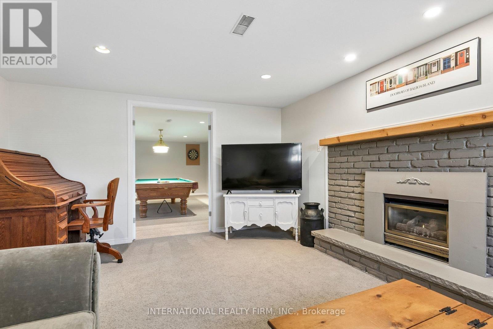 1326 Roxborough Crescent, Burlington, Ontario  L7M 1W9 - Photo 21 - W13010454