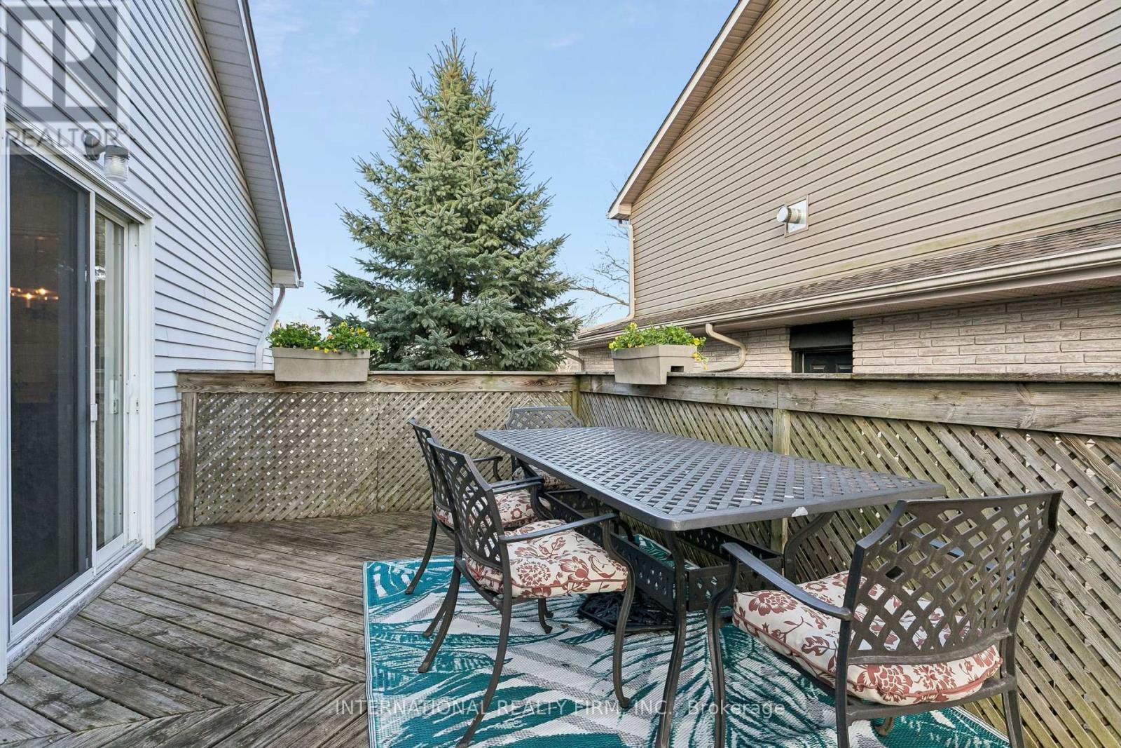 1326 Roxborough Crescent, Burlington, Ontario  L7M 1W9 - Photo 28 - W13010454