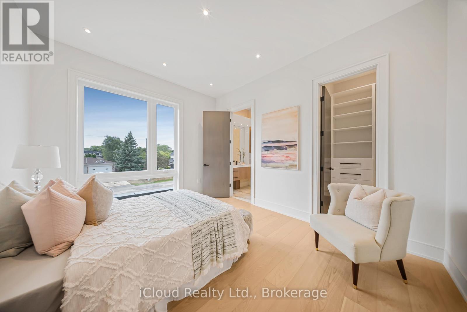 1374 Tansley Drive, Oakville, Ontario  L6L 2N4 - Photo 24 - W13010482