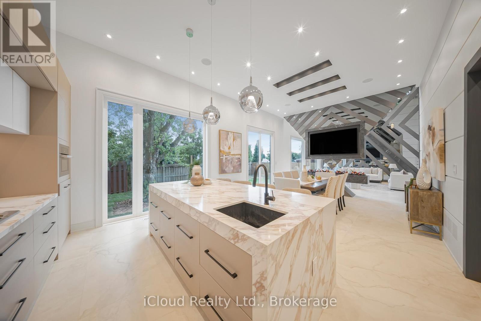 1374 Tansley Drive, Oakville, Ontario  L6L 2N4 - Photo 34 - W13010482