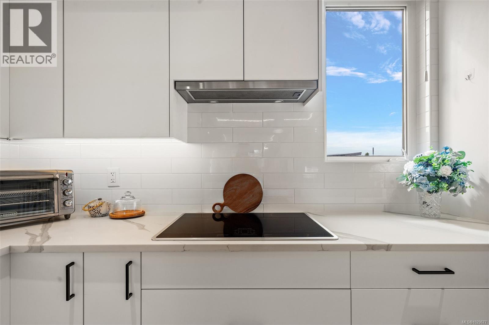 26 4253 Dieppe Rd, Saanich, British Columbia  V8X 2N2 - Photo 12 - 1029677