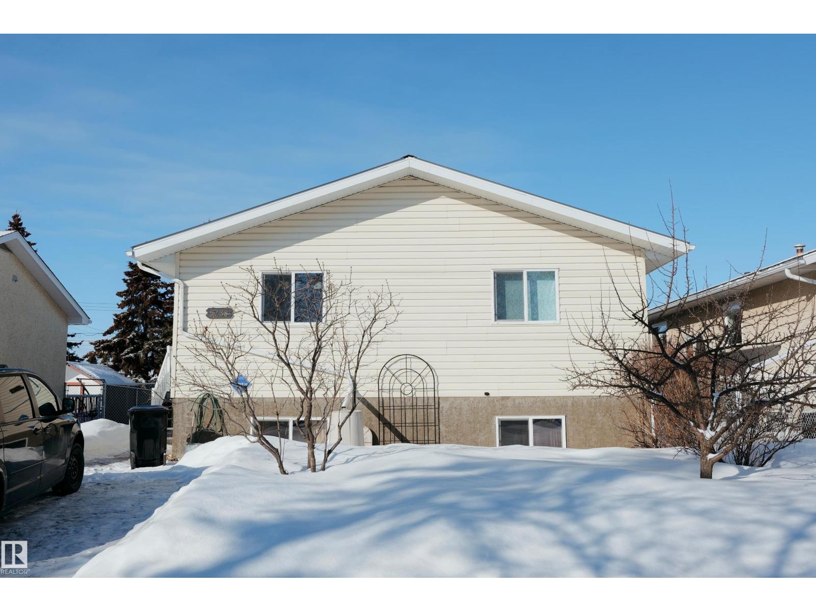 5238 43 ST, barrhead, Alberta