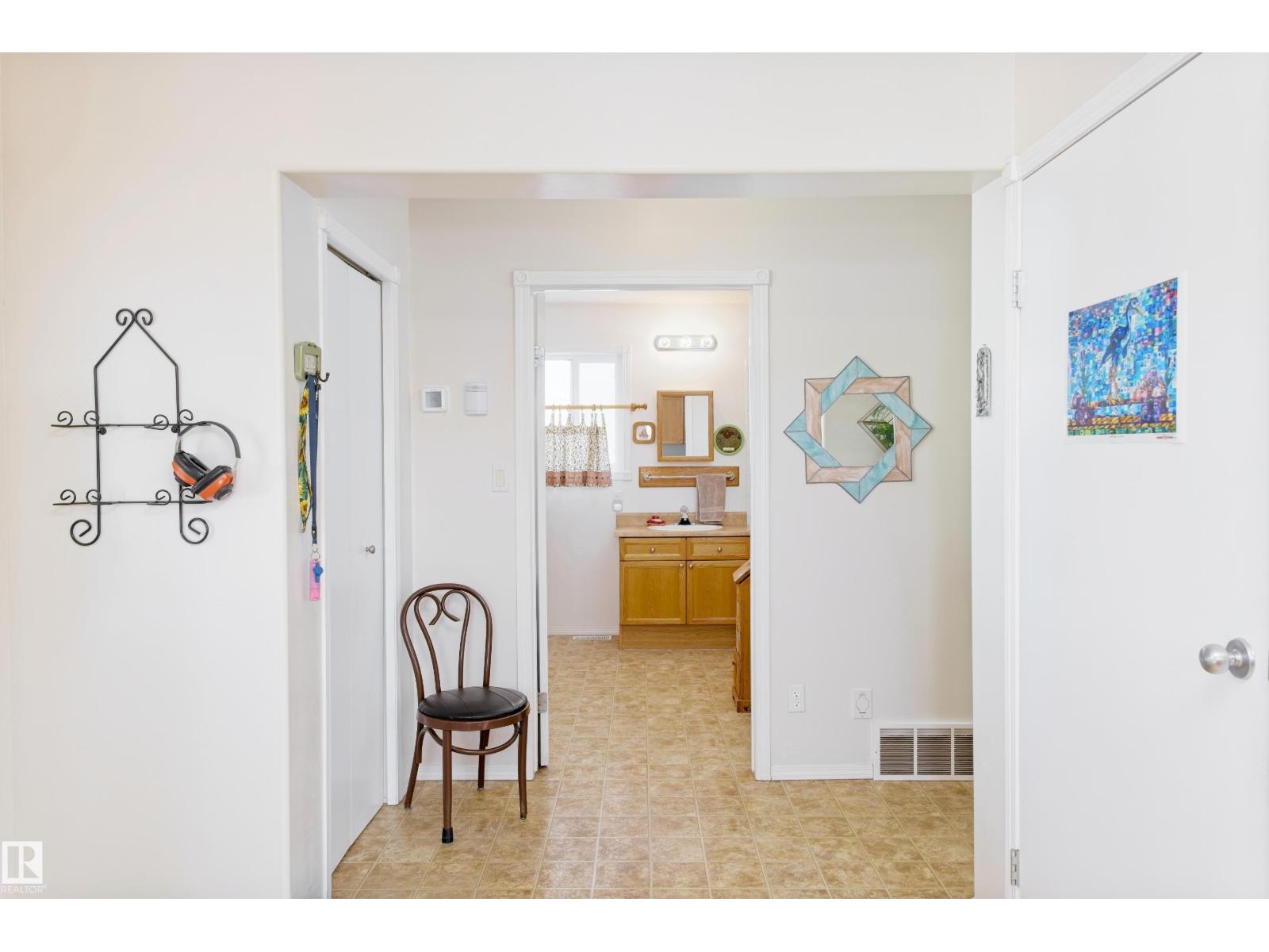 5238 43 St, Barrhead, Alberta  T7N 1J7 - Photo 19 - E4482751