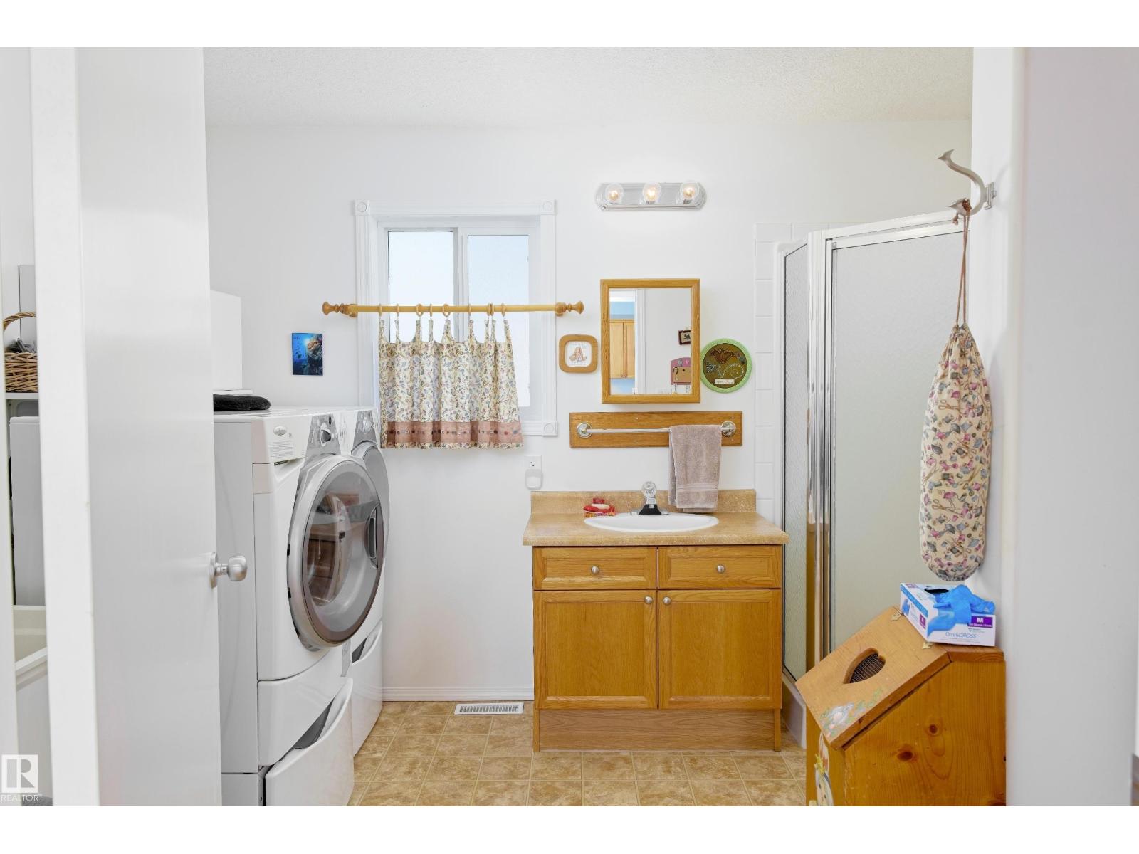 5238 43 St, Barrhead, Alberta  T7N 1J7 - Photo 20 - E4482751