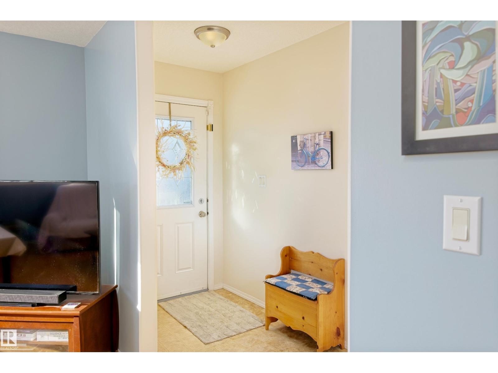 5238 43 St, Barrhead, Alberta  T7N 1J7 - Photo 3 - E4482751