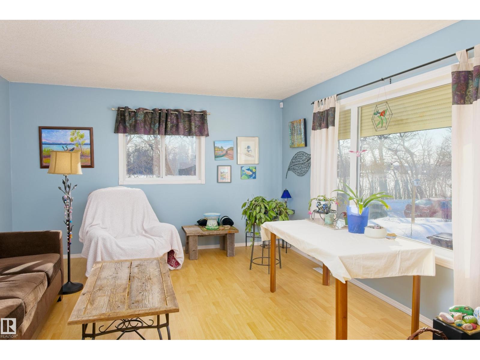 5238 43 St, Barrhead, Alberta  T7N 1J7 - Photo 8 - E4482751