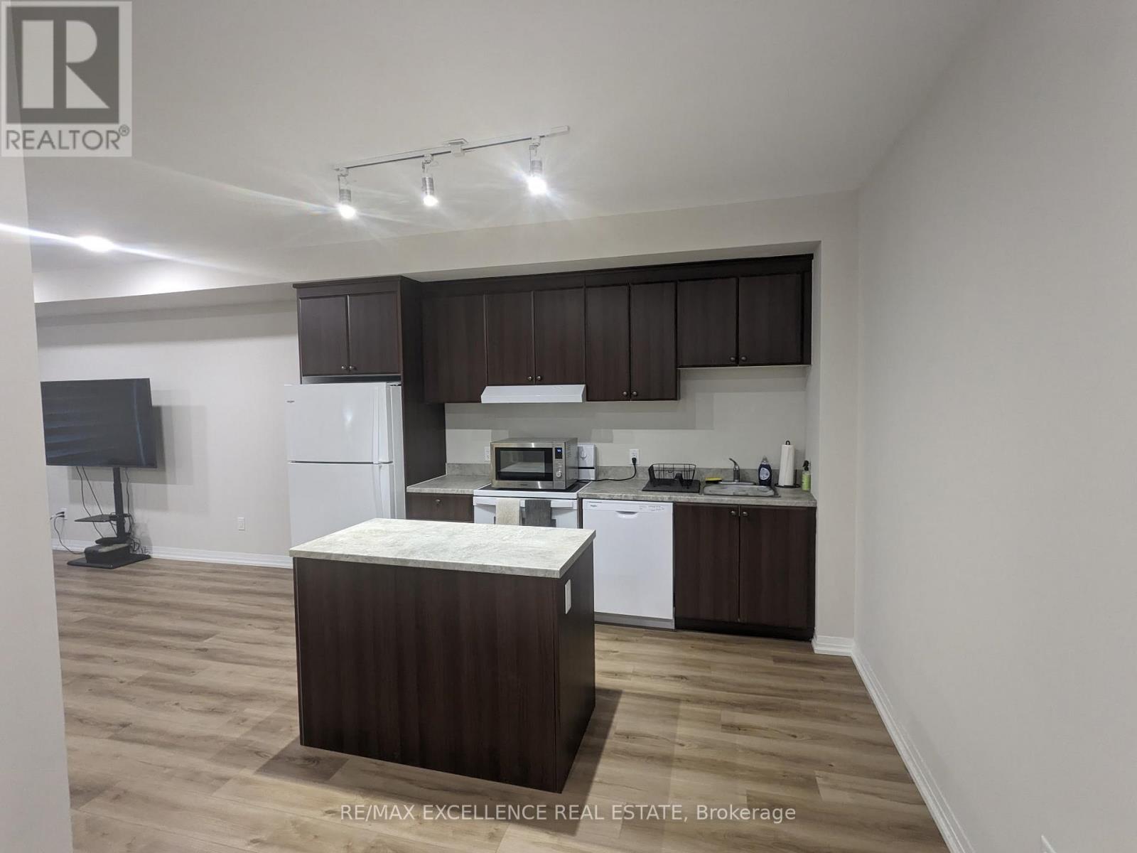 138 - 50 Herrick Avenue, St. Catharines, Ontario  L2P 2T9 - Photo 3 - X13010426