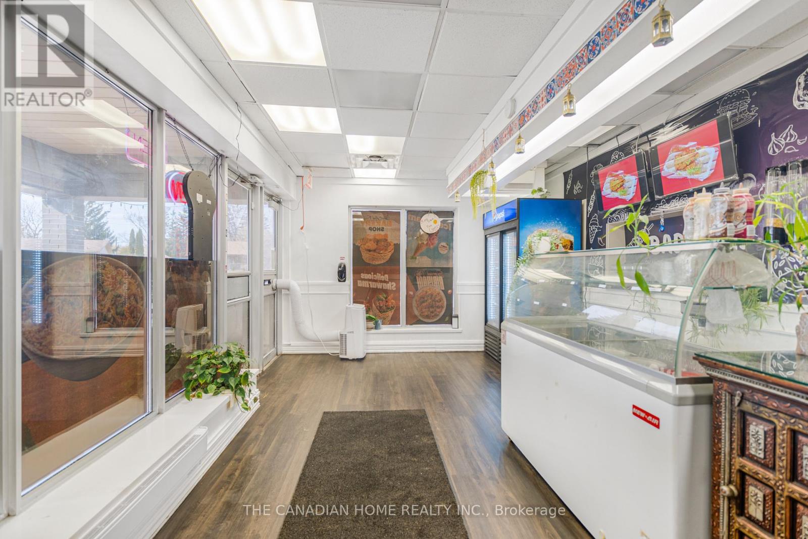 486-500 Grantham Avenue, St. Catharines, Ontario  L2M 3J7 - Photo 8 - X13010492