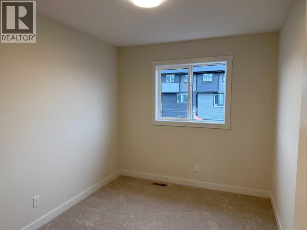 334 Sundown Road, Cochrane, Alberta  T4C 3H2 - Photo 37 - A2265343