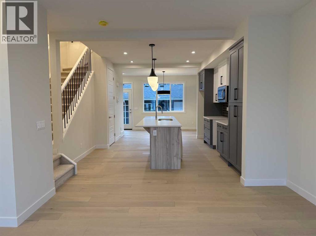 334 Sundown Road, Cochrane, Alberta  T4C 3H2 - Photo 7 - A2265343