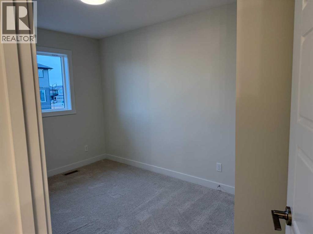 334 Sundown Road, Cochrane, Alberta  T4C 3H2 - Photo 39 - A2265343