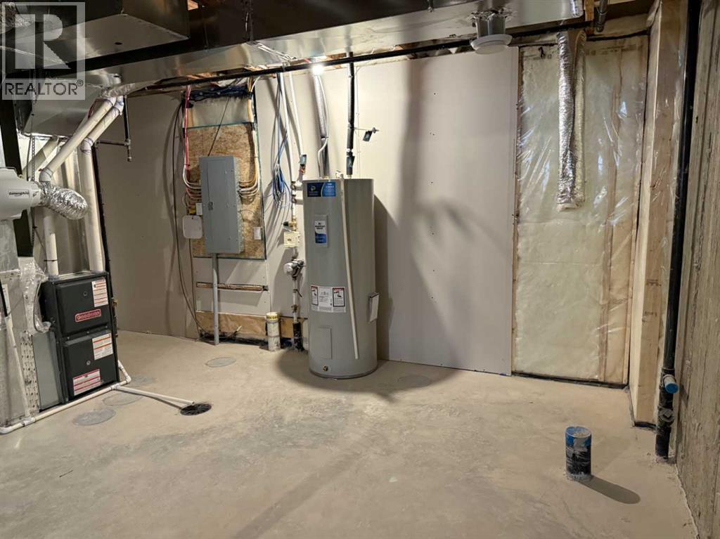 334 Sundown Road, Cochrane, Alberta  T4C 3H2 - Photo 49 - A2265343