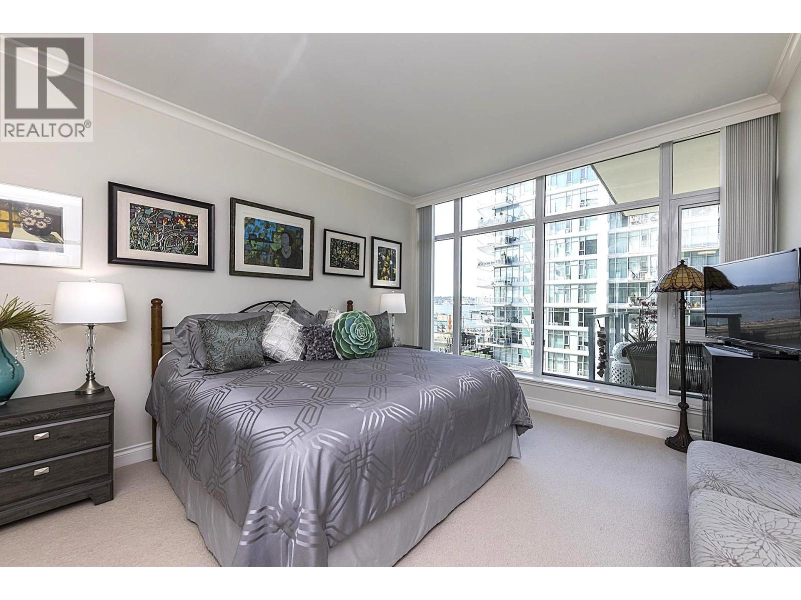 303 185 Victory Ship Way, North Vancouver, British Columbia  V7L 0G2 - Photo 13 - R3112461