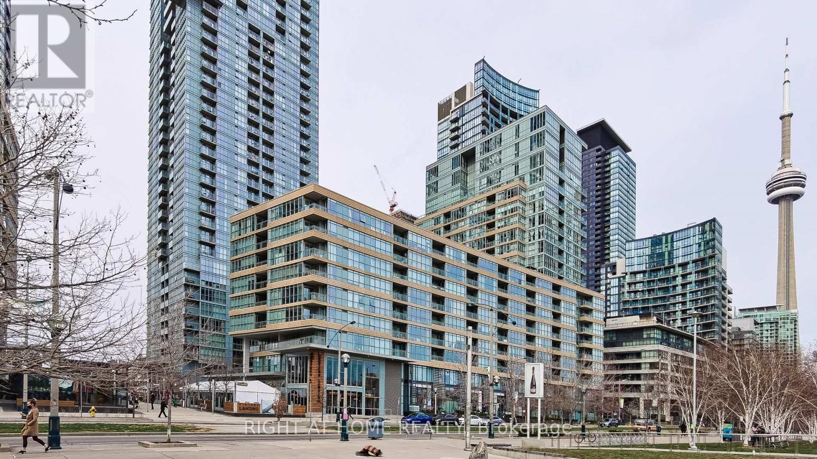 703 - 10 Capreol Court, Toronto, Ontario  M5V 4B3 - Photo 3 - C13010542