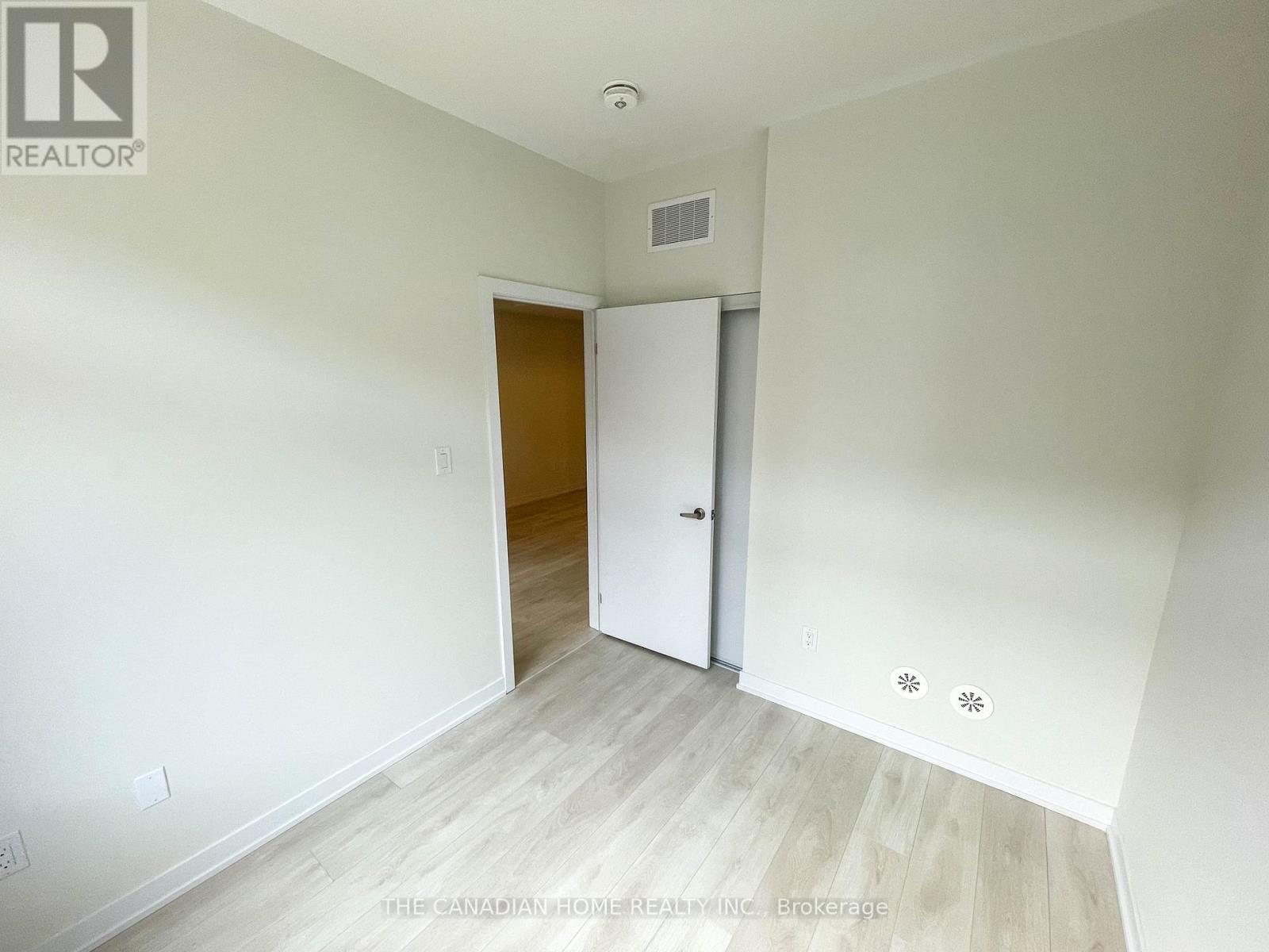 1402 - 1865 Pickering Parkway, Pickering, Ontario  L1V 0H2 - Photo 10 - E13010498