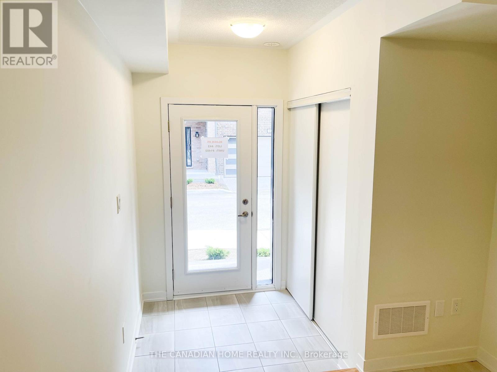 1402 - 1865 Pickering Parkway, Pickering, Ontario  L1V 0H2 - Photo 3 - E13010498