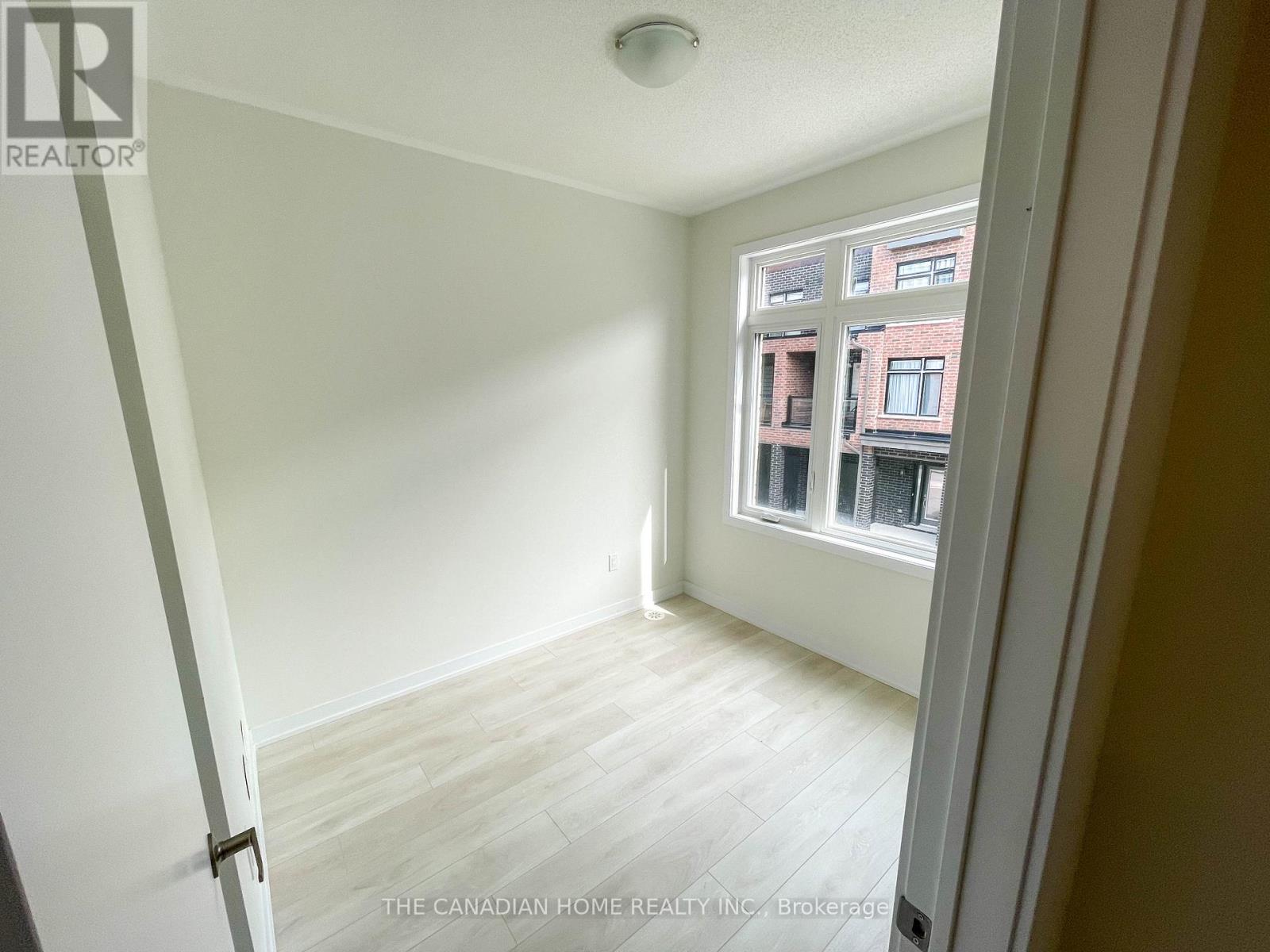 1402 - 1865 Pickering Parkway, Pickering, Ontario  L1V 0H2 - Photo 9 - E13010498