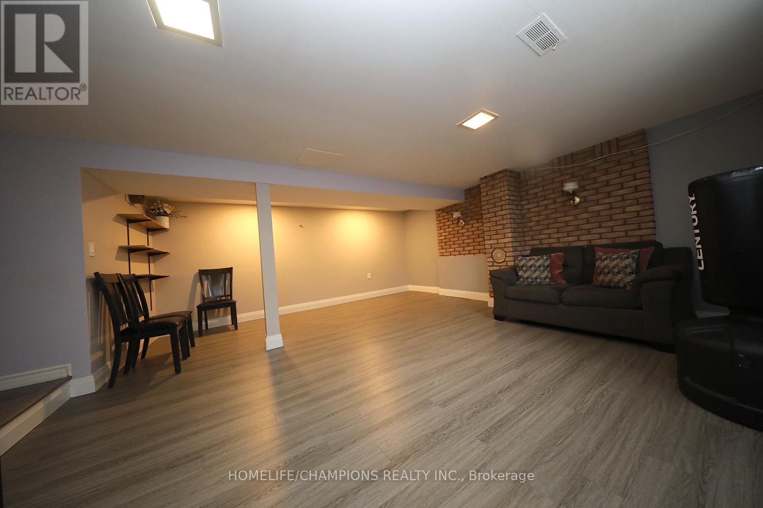 865 Vicki Drive, Pickering, Ontario  L1W 2J6 - Photo 22 - E13010512