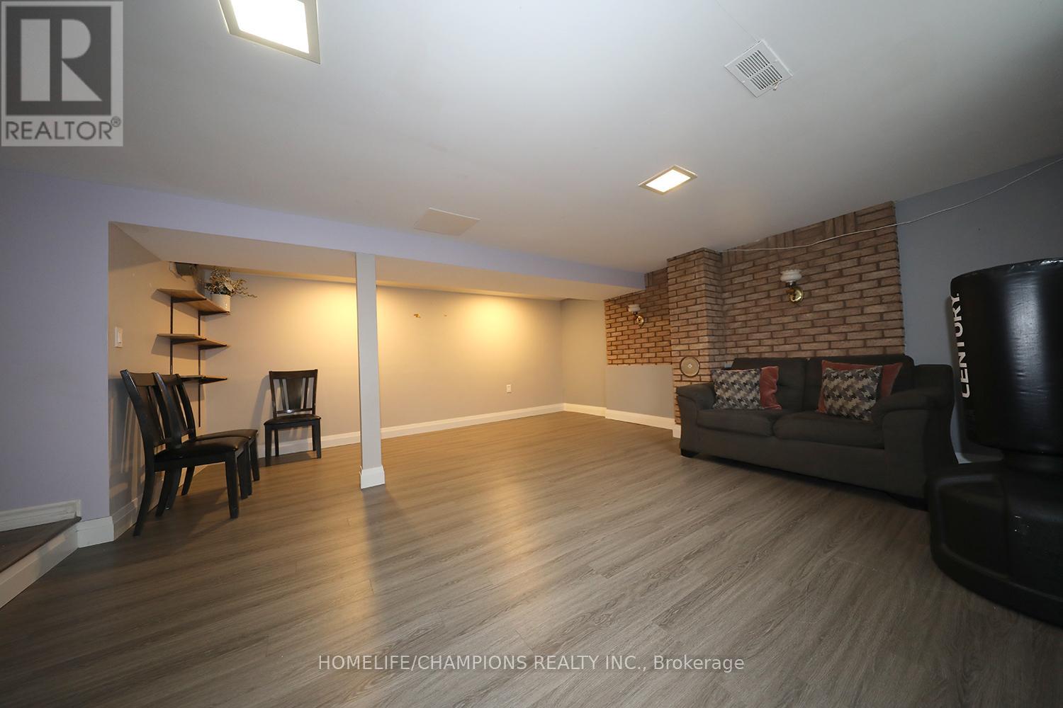 865 Vicki Drive, Pickering, Ontario  L1W 2J6 - Photo 23 - E13010512