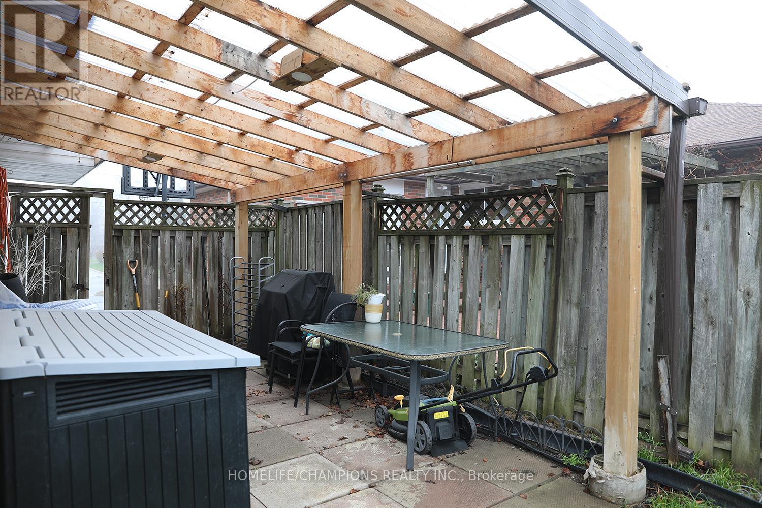 865 Vicki Drive, Pickering, Ontario  L1W 2J6 - Photo 26 - E13010512