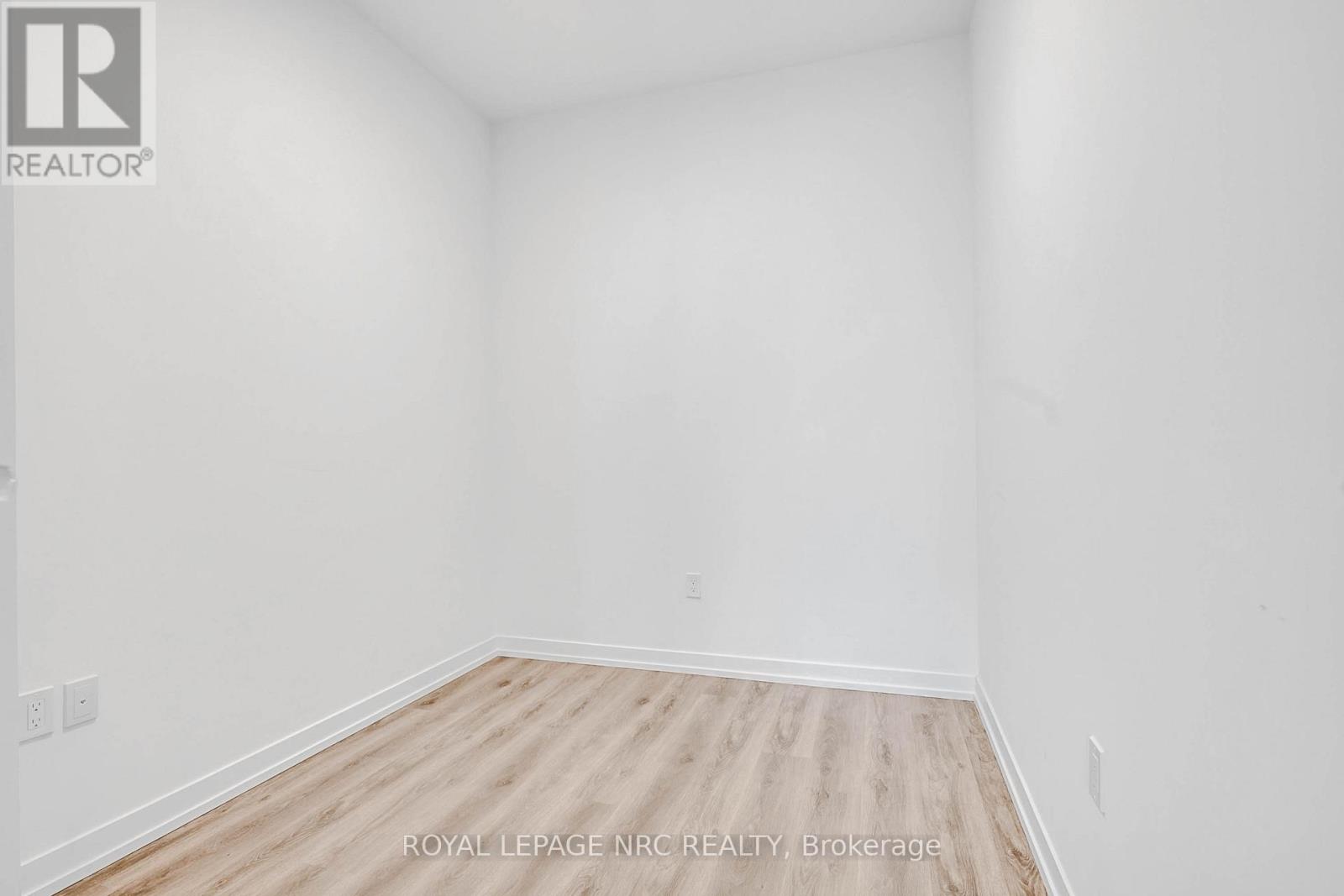 6908 - 138 Downes Street, Toronto, Ontario  M5E 0E4 - Photo 11 - C13010528