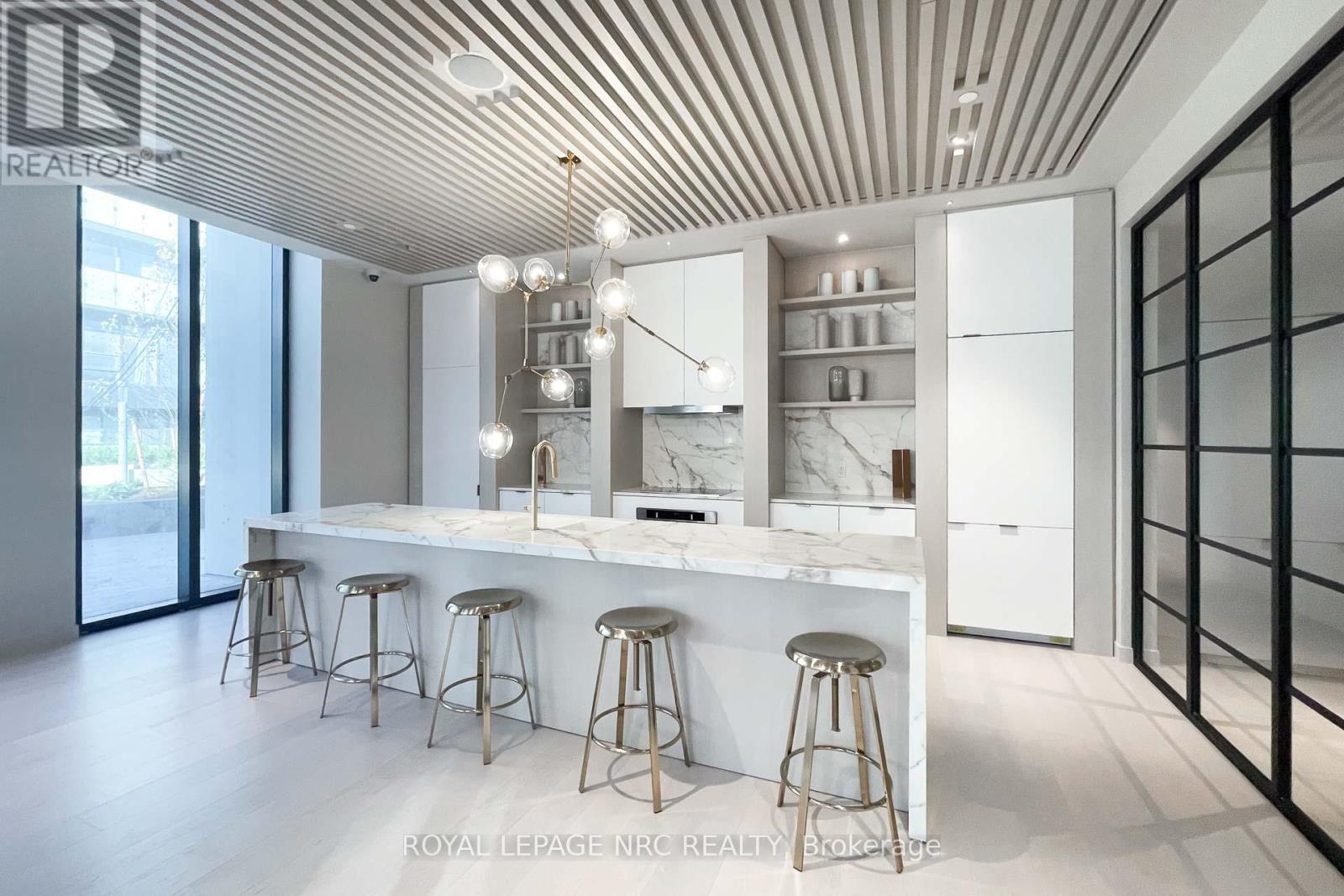 6908 - 138 Downes Street, Toronto, Ontario  M5E 0E4 - Photo 36 - C13010528