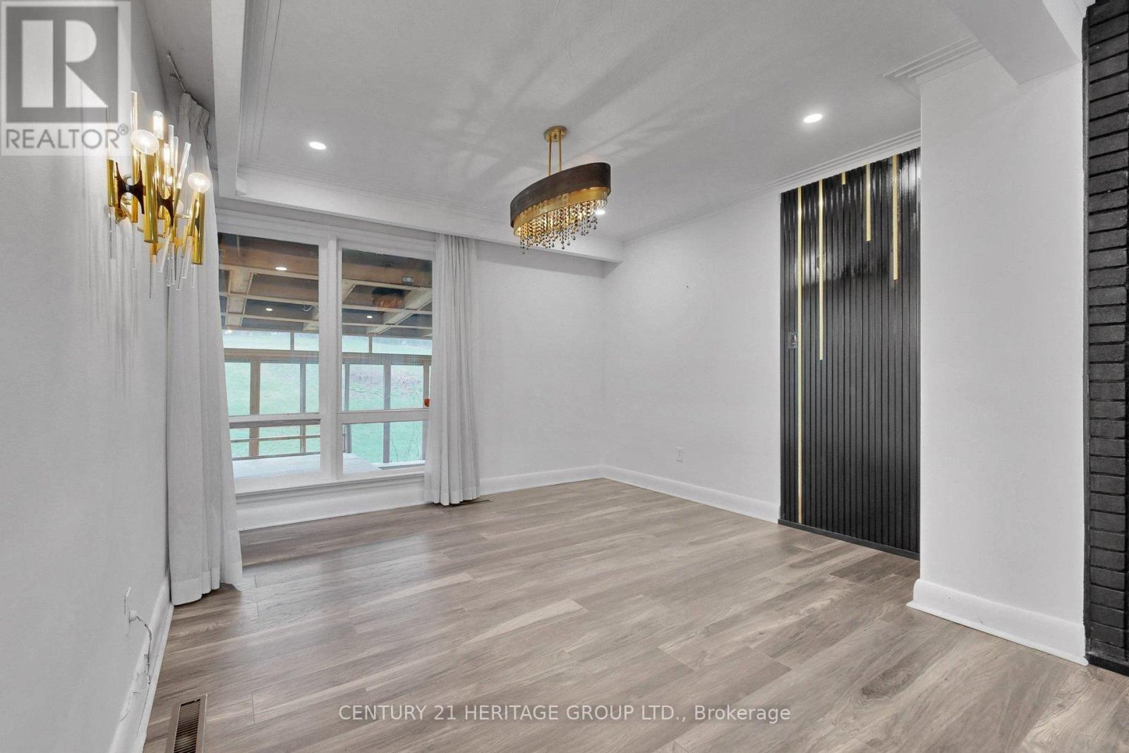 19 Oakbank Road, Vaughan, Ontario  L4J 2B8 - Photo 12 - N13010494