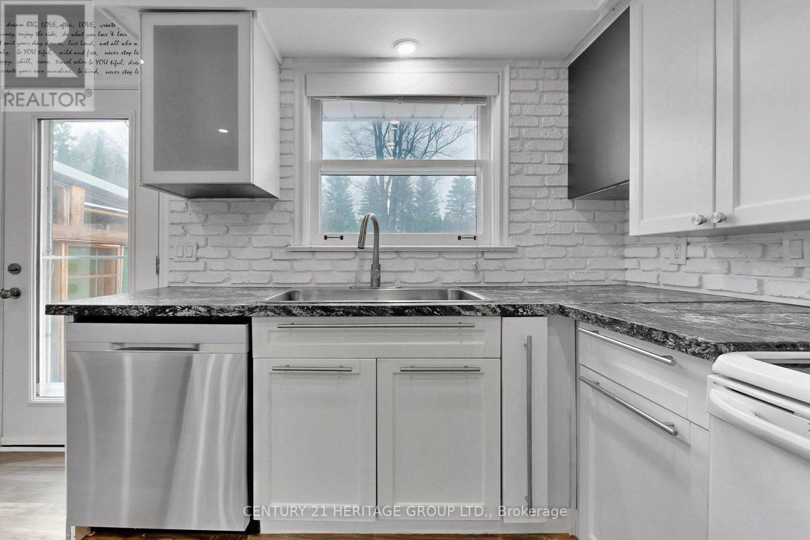 19 Oakbank Road, Vaughan, Ontario  L4J 2B8 - Photo 15 - N13010494